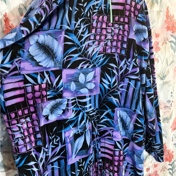 Vintage Vibrant Abstract Patterned Blouse - Picture 9 of 12